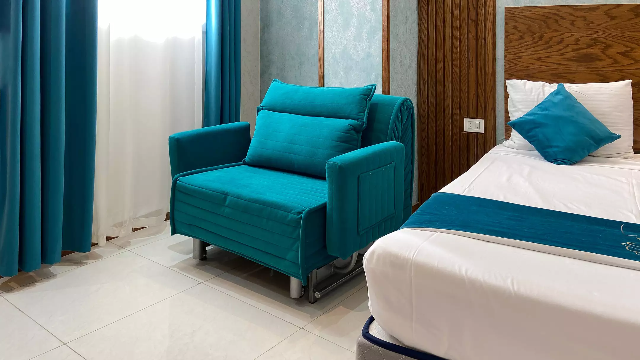 Alibaba https://cdn.alibaba.ir/ostorage/hotel-accommodation-images/6704dd672cf976539175f7e1_e4027943-b4d5-407f-89f3-2b484a34961b_دبل (2).webp